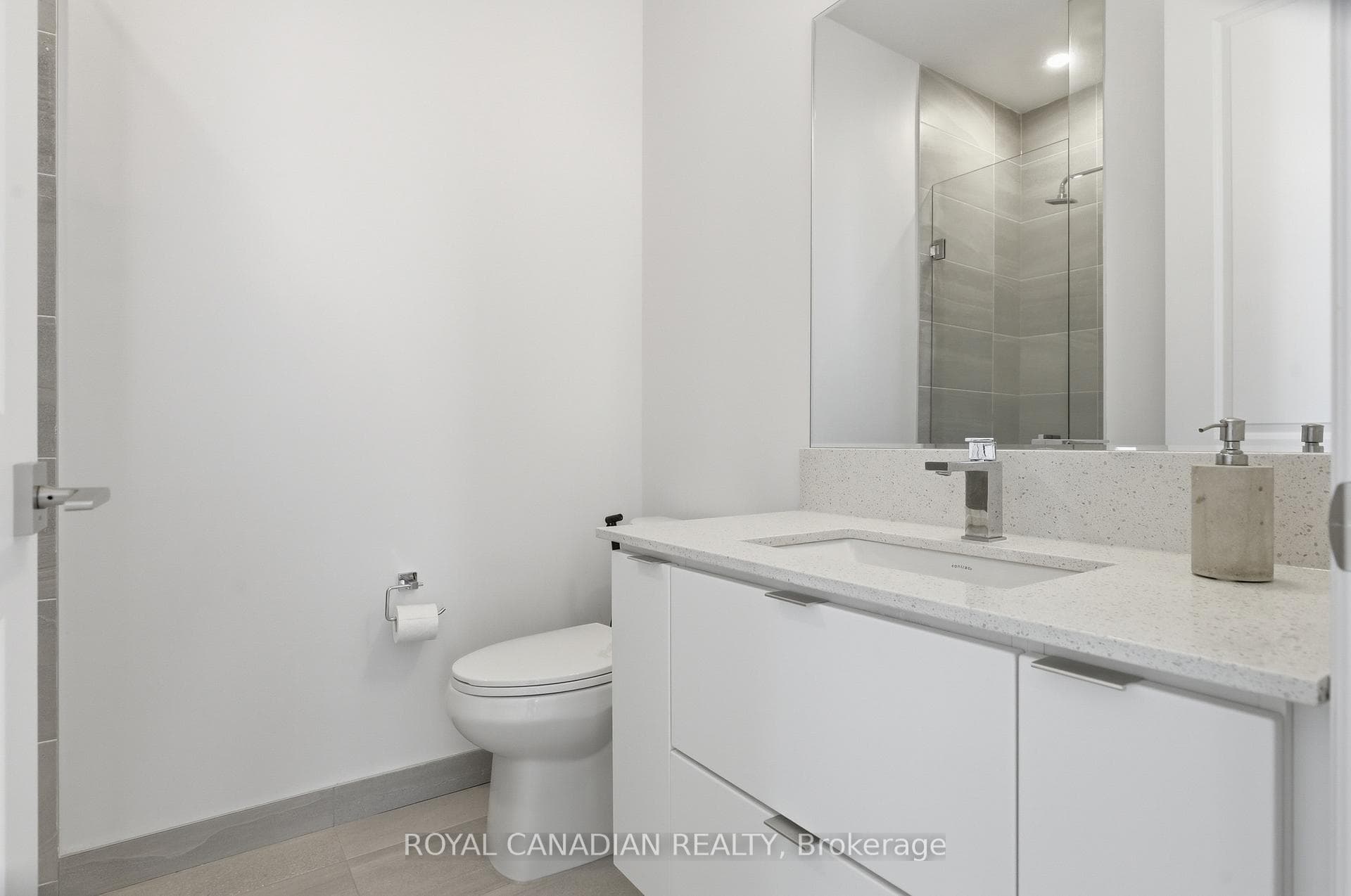 30 Elm Drive Unit PH 02 photo 32