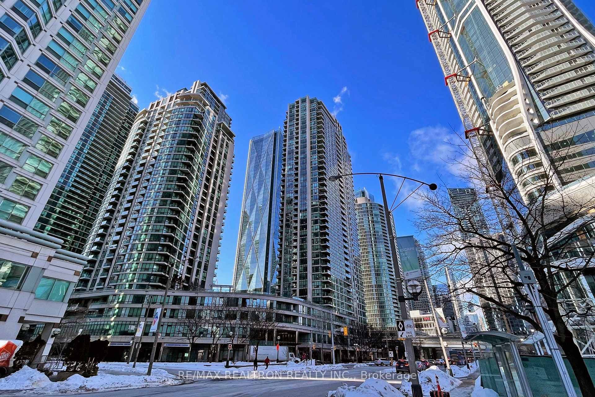 16 Yonge Street Unit 2311 photo 1