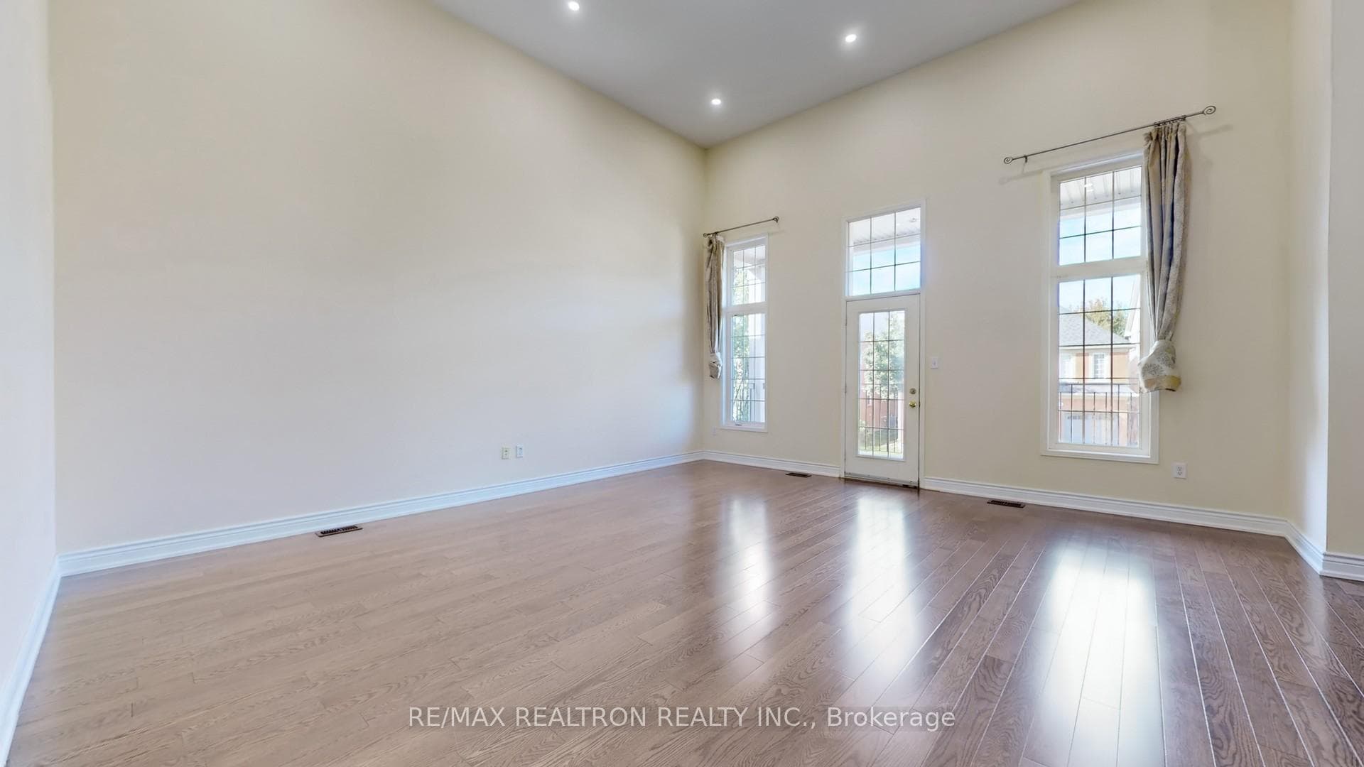 43 Alpaca Drive photo 19
