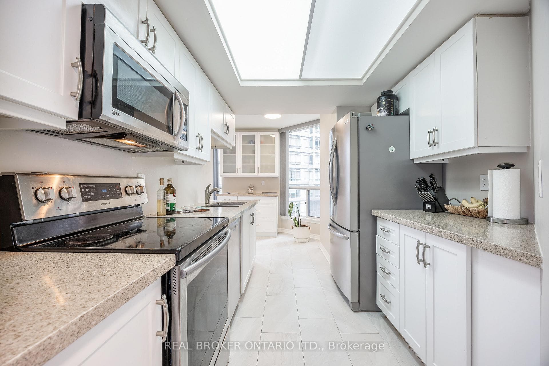 30 Holly Street Unit 506 photo 14