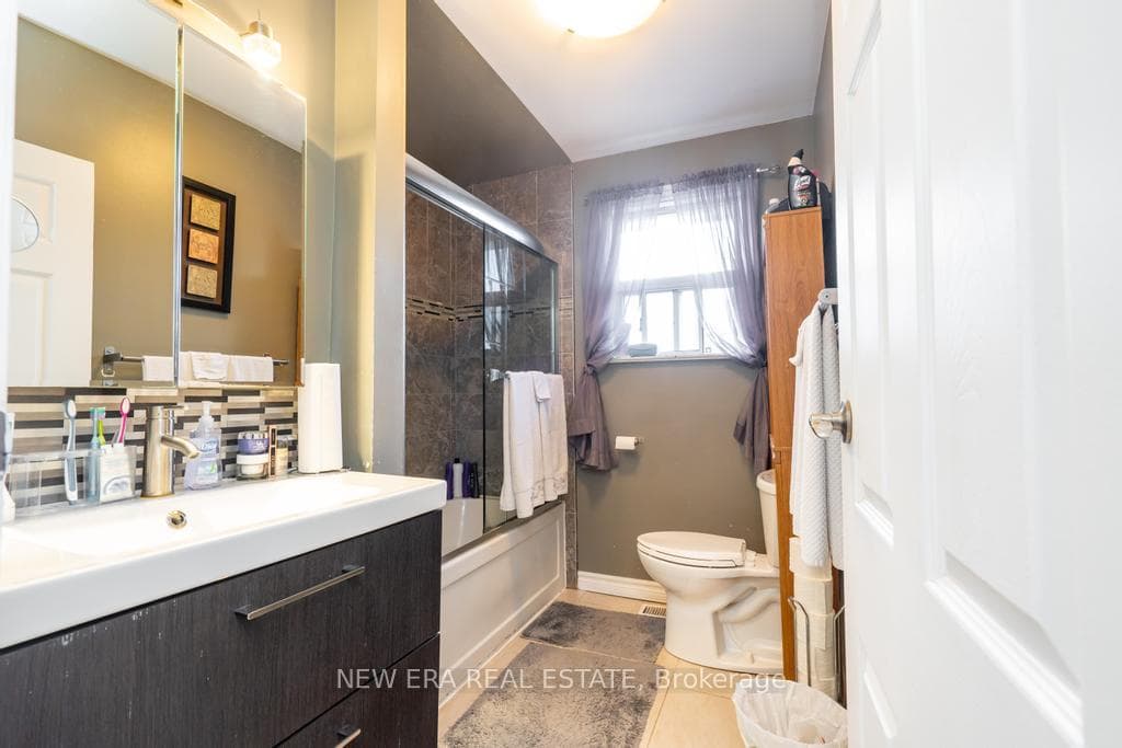 1362 Cawthra Road photo 19