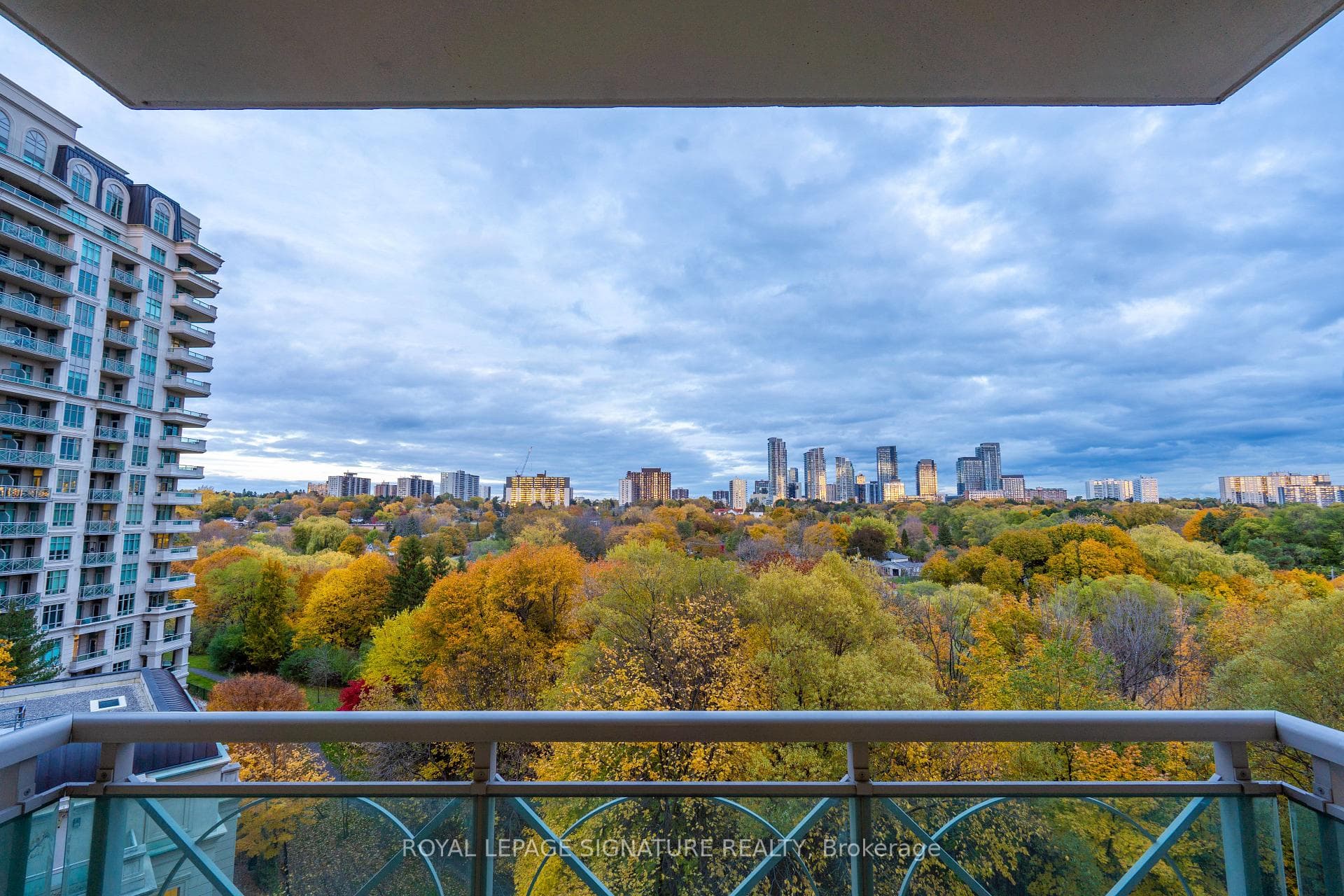 10 Bloorview Place Unit 720 photo 24