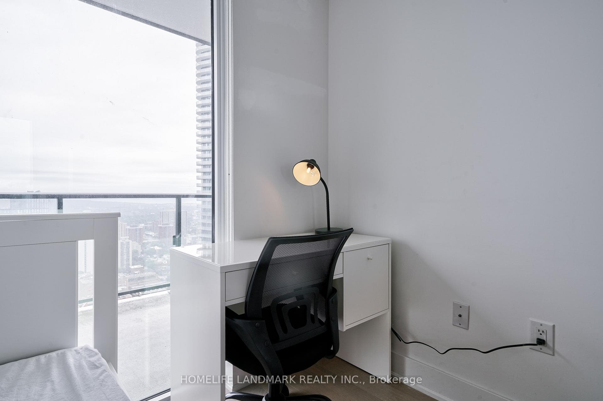 955 Bay Street Unit 3801 photo 20