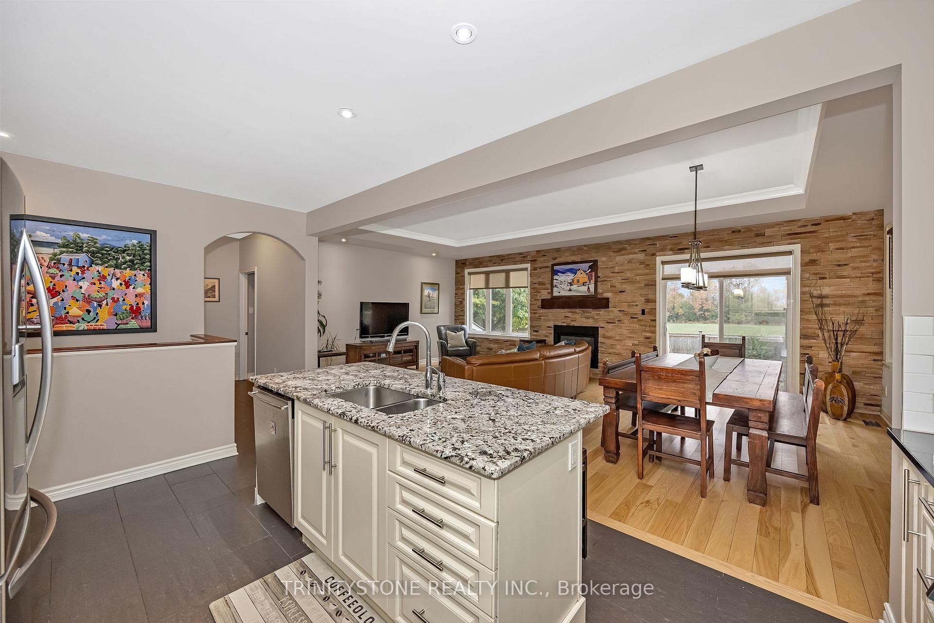 452 Landswood Way photo 14