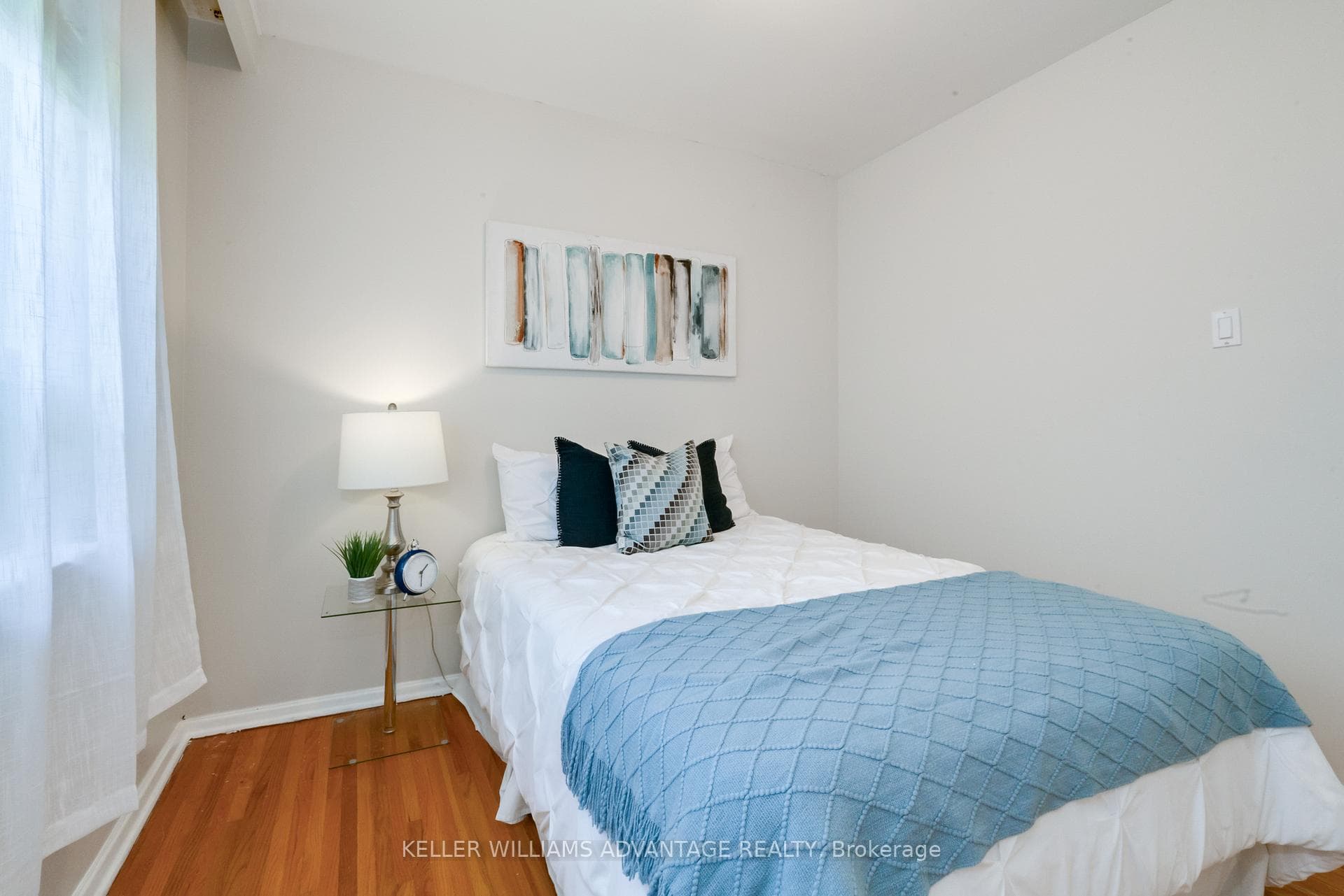 16 Droxford Avenue photo 14