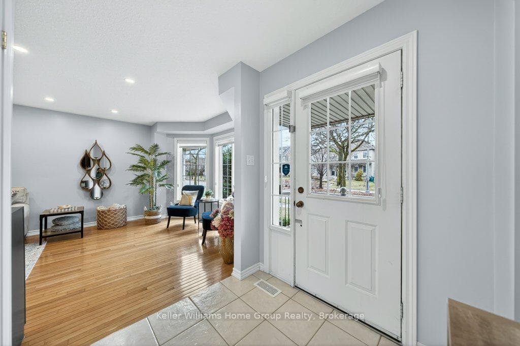 623 New Bedford Drive photo 5