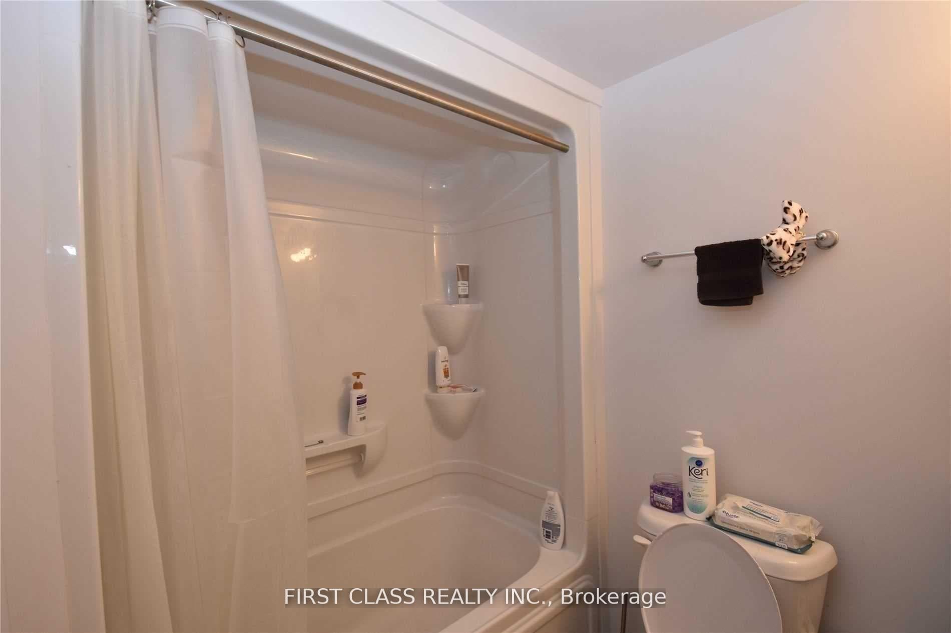 1760 Simcoe Street Unit 86 - #2 photo 6