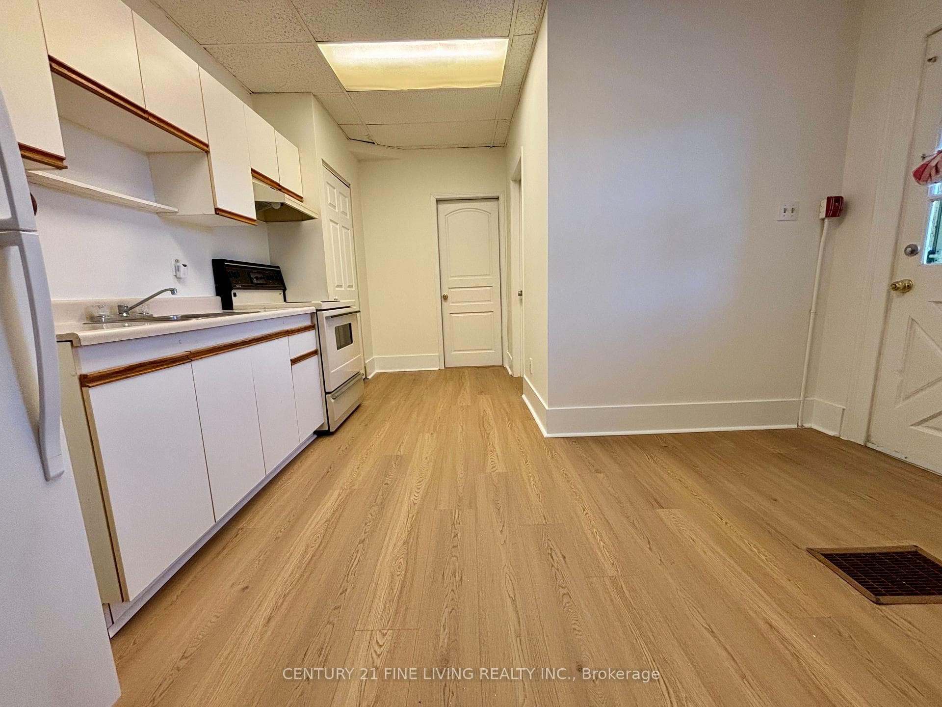 144 Bradford Street Unit 1 photo 1