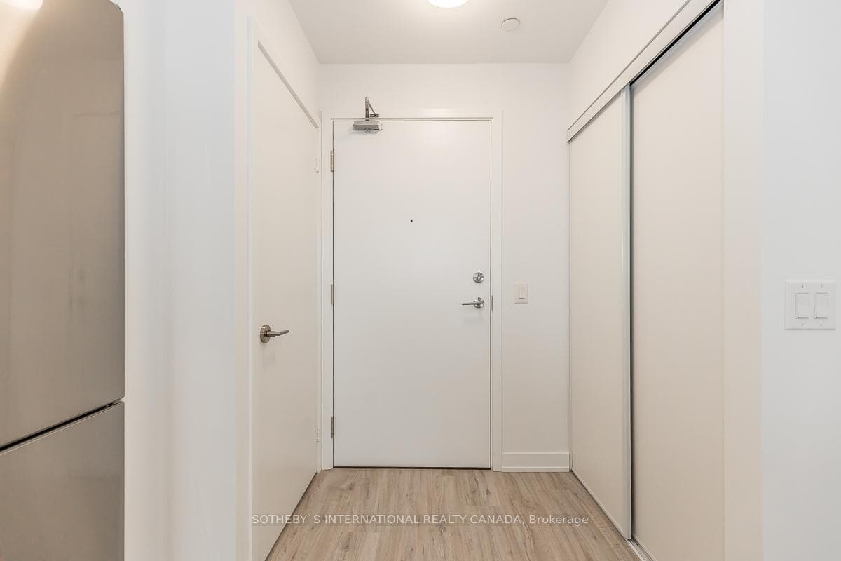 3005 Pine Glen Road Unit 414 photo 2