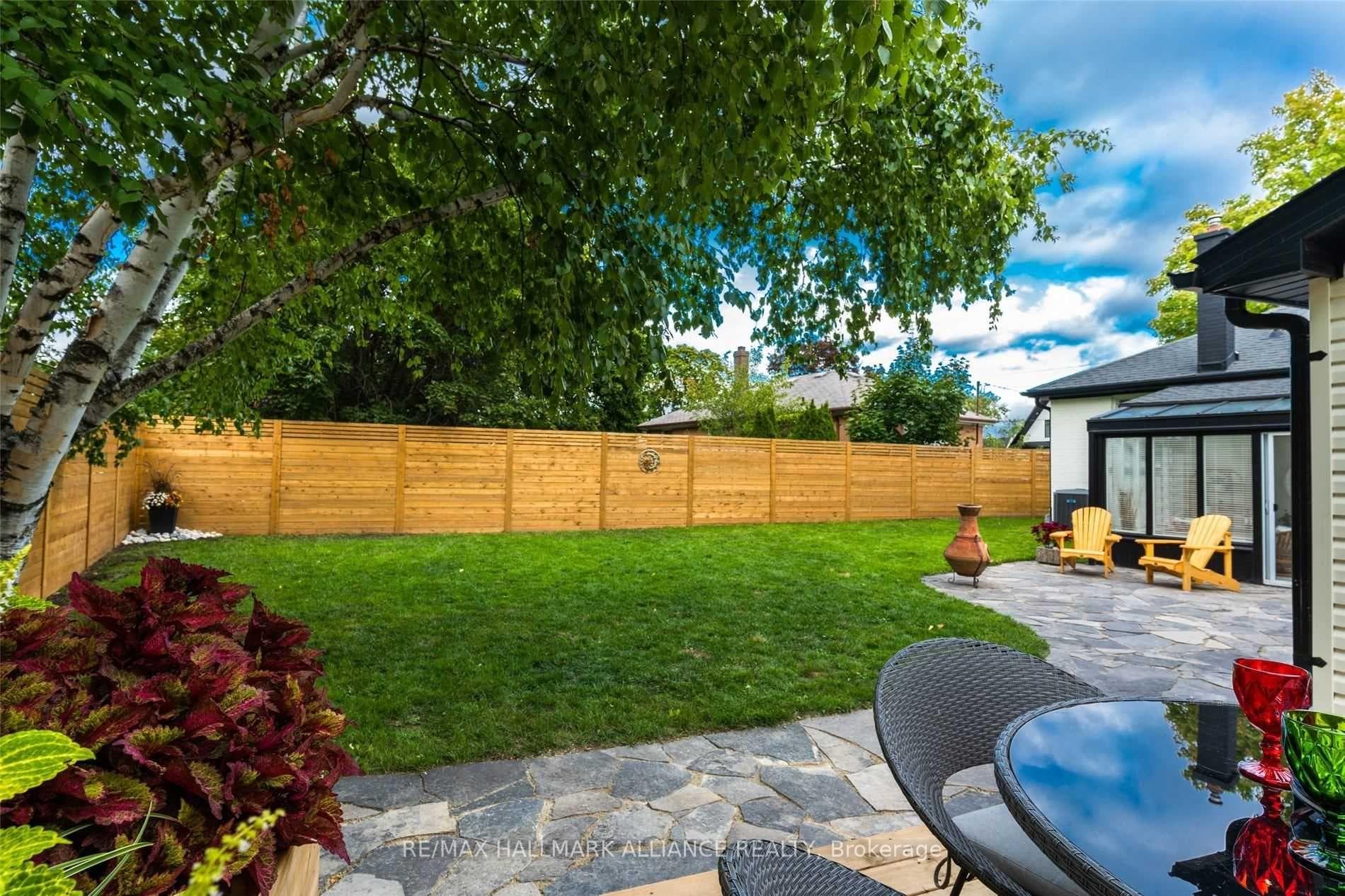 1061 Pinegrove Road photo 34