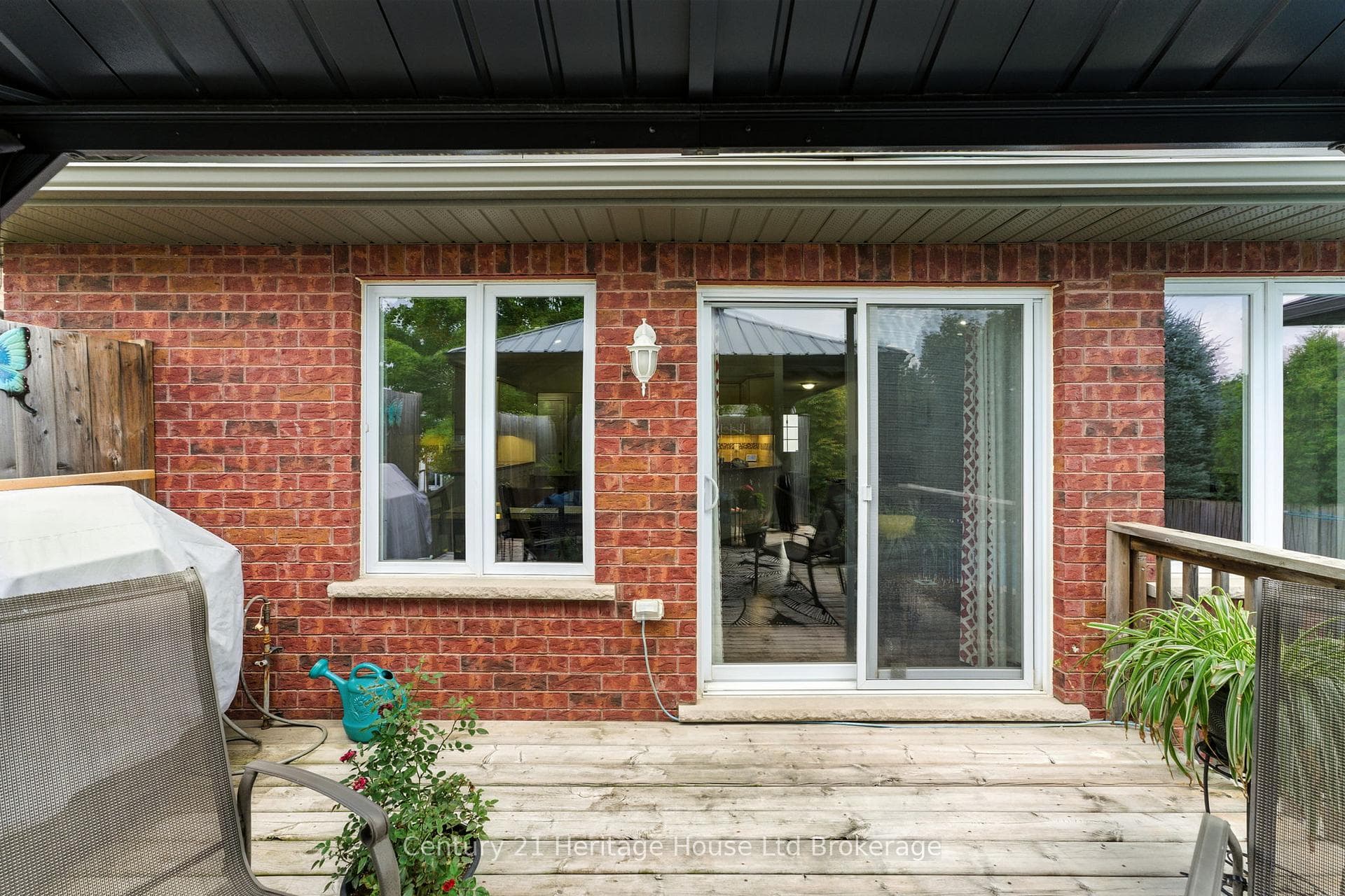107 Applewood Street photo 37