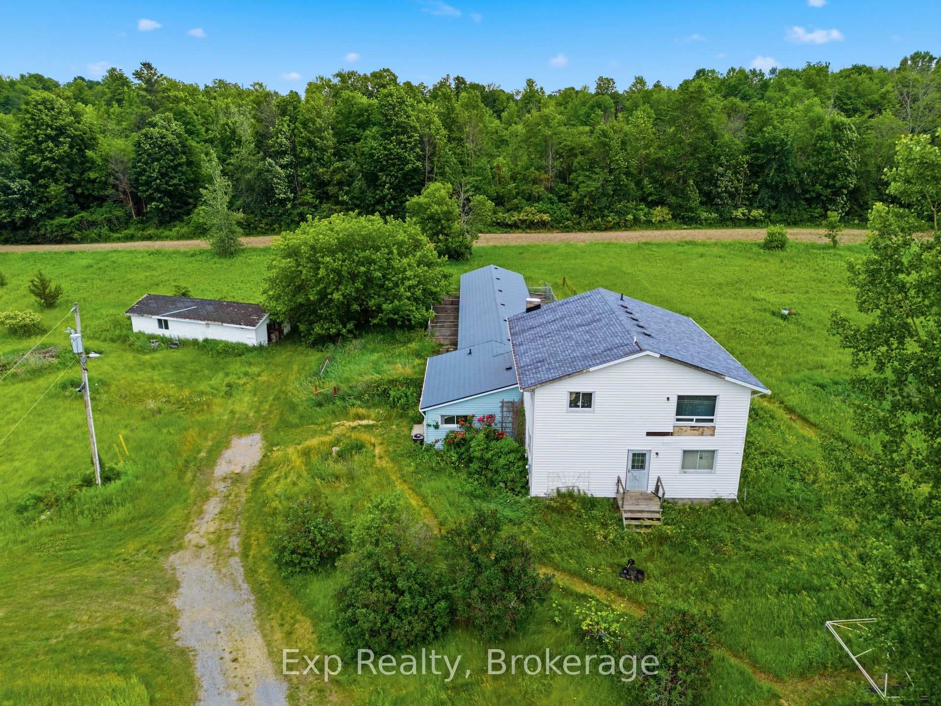 700 Old Madoc Road photo 36
