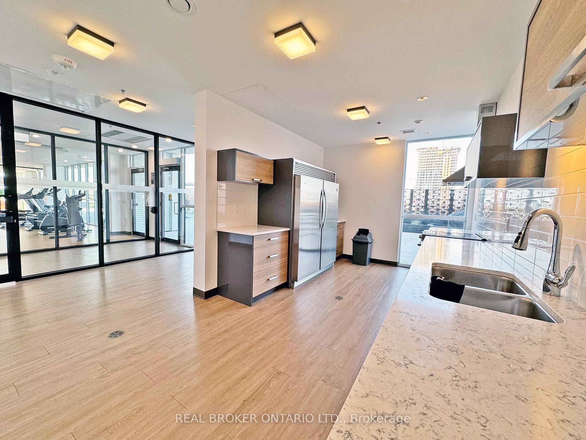 60 Charles Street Unit 707 photo 16