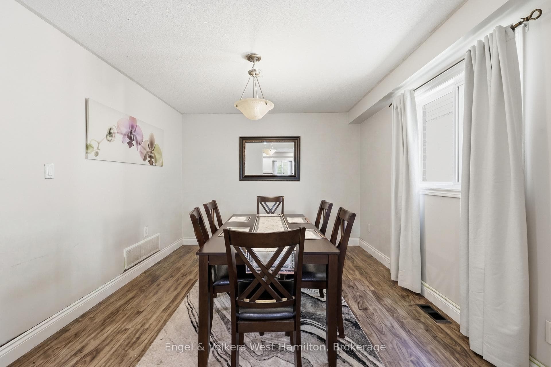 83 Davinci Boulevard photo 17
