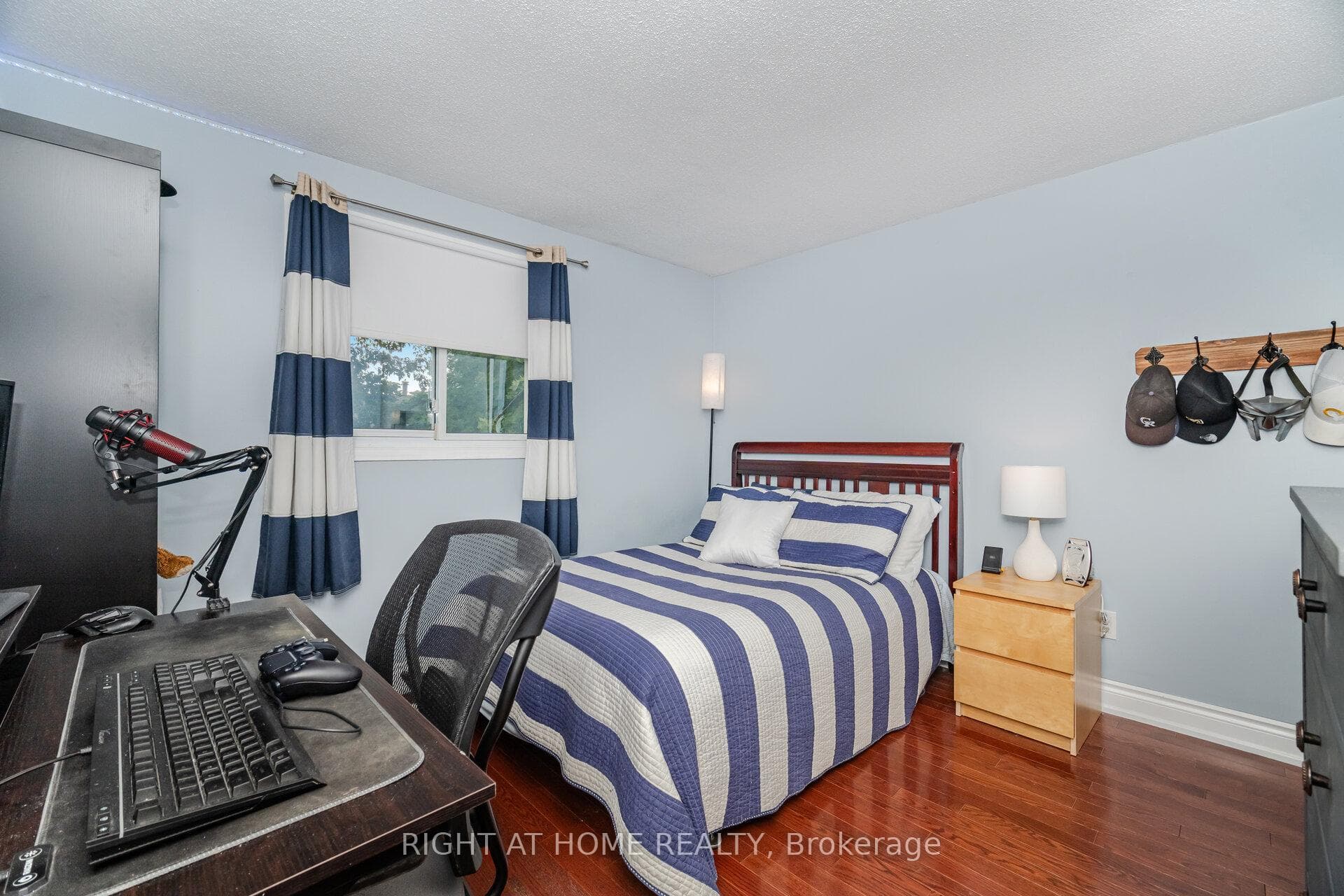 526 Holly Avenue photo 28