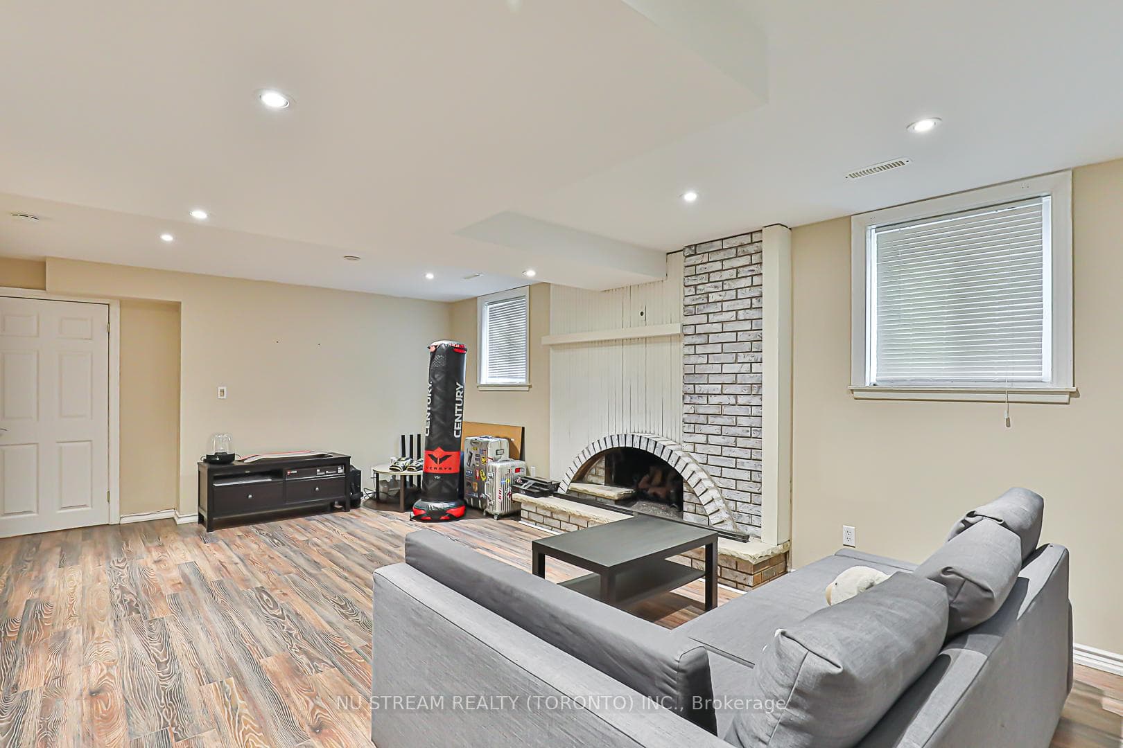 68 Proctor Avenue photo 12
