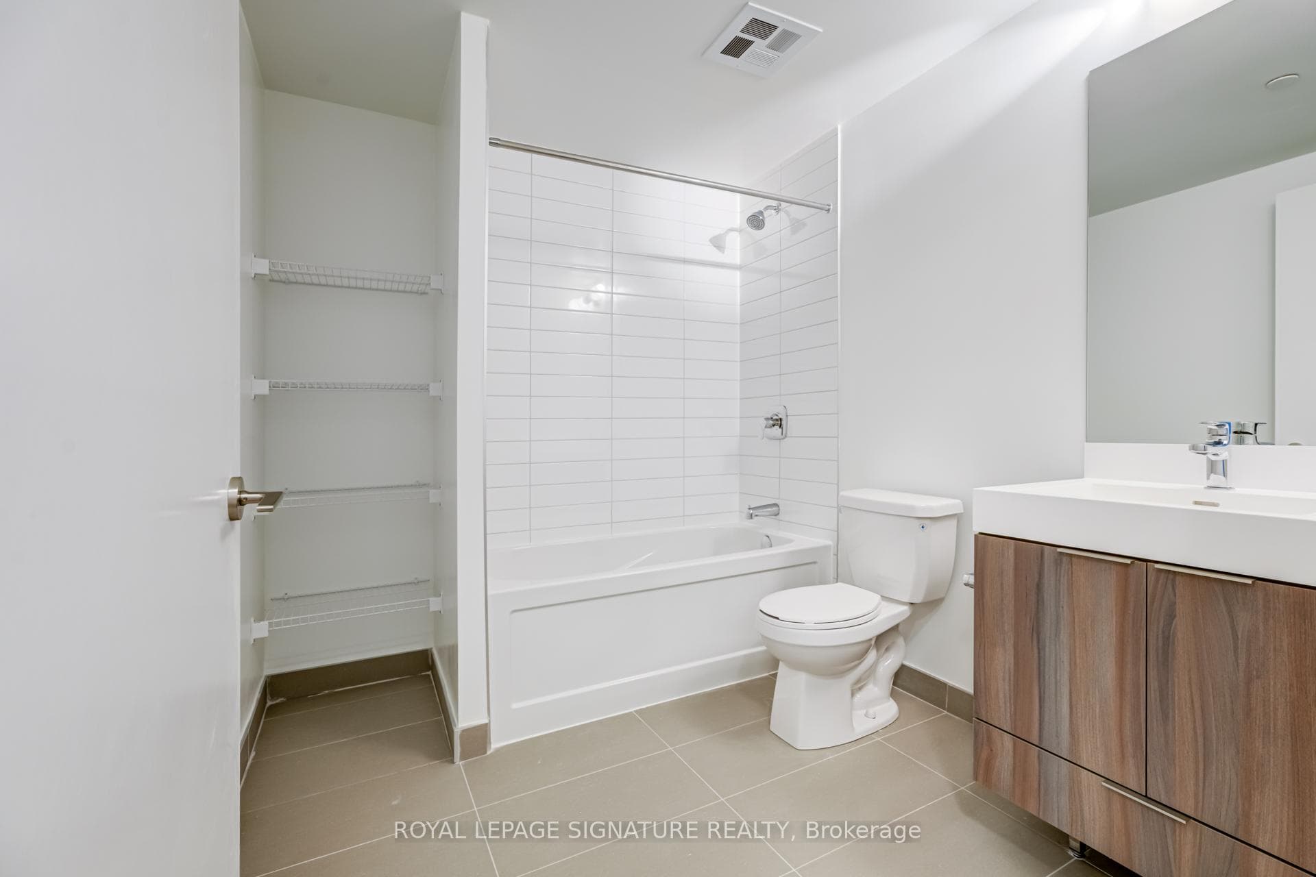 3100 Keele Street Unit 909 photo 8