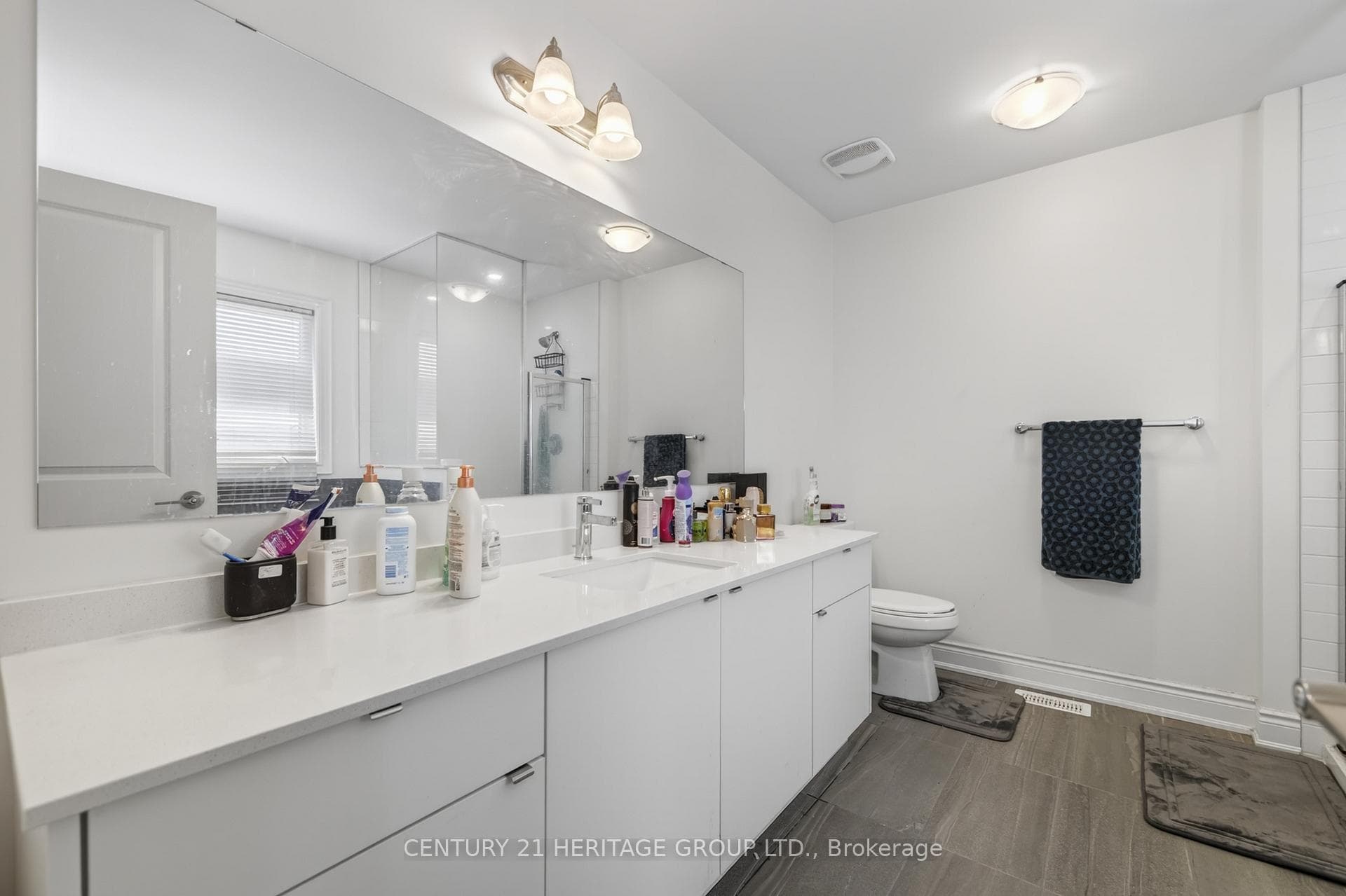 77 Montrose Boulevard photo 18