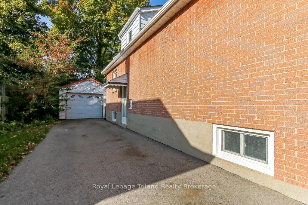 217 Sydenham Street photo 3