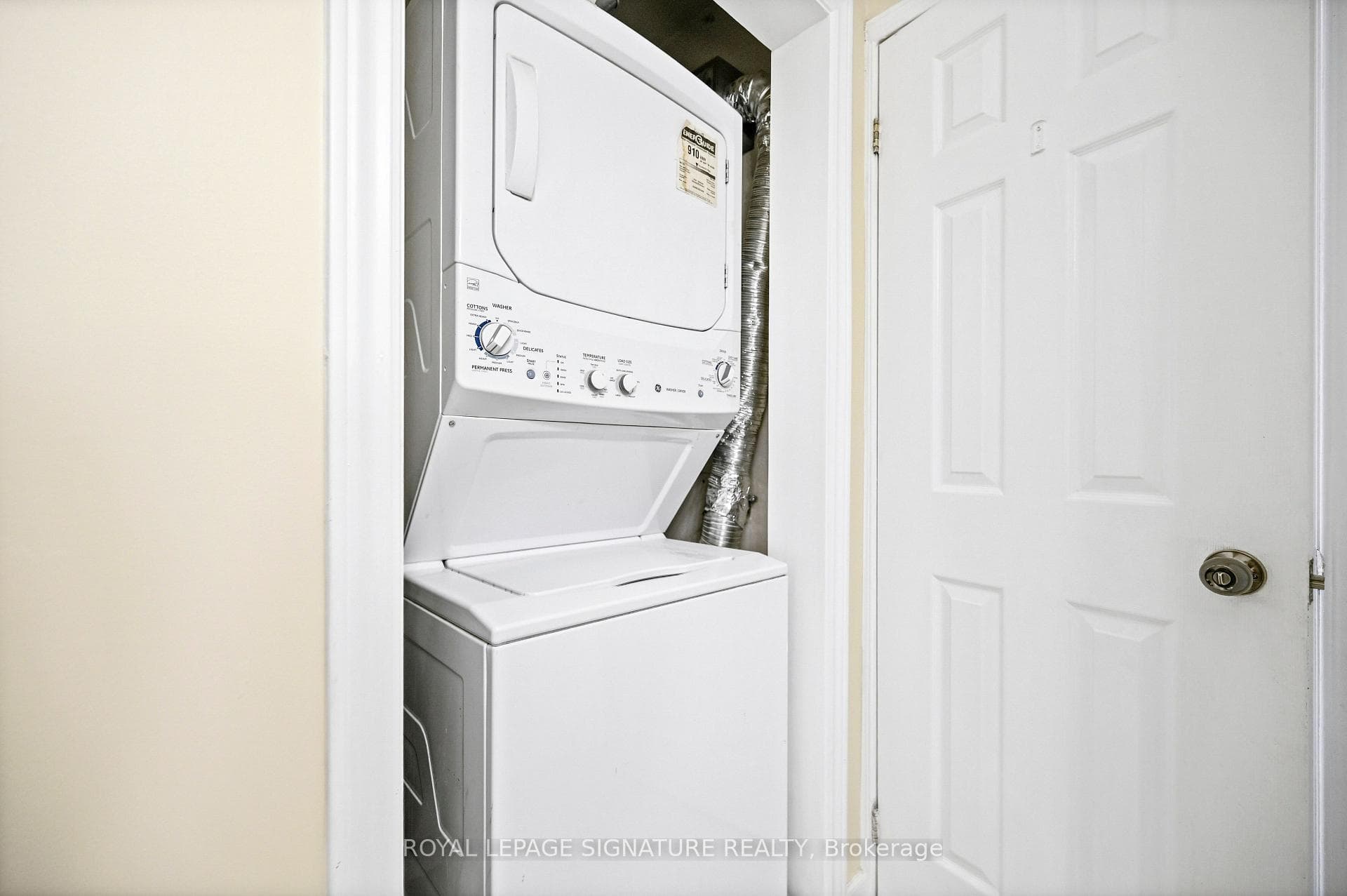 23 Abell Drive photo 18