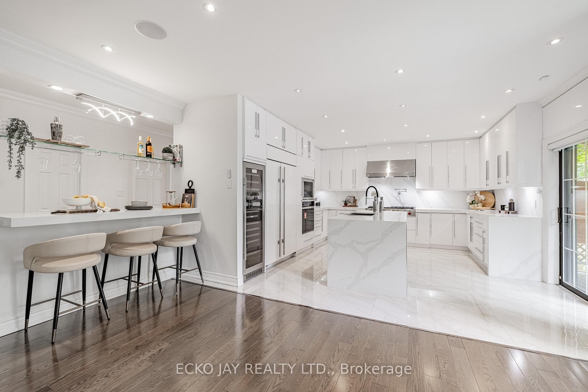 45 Broadleaf Road photo 11