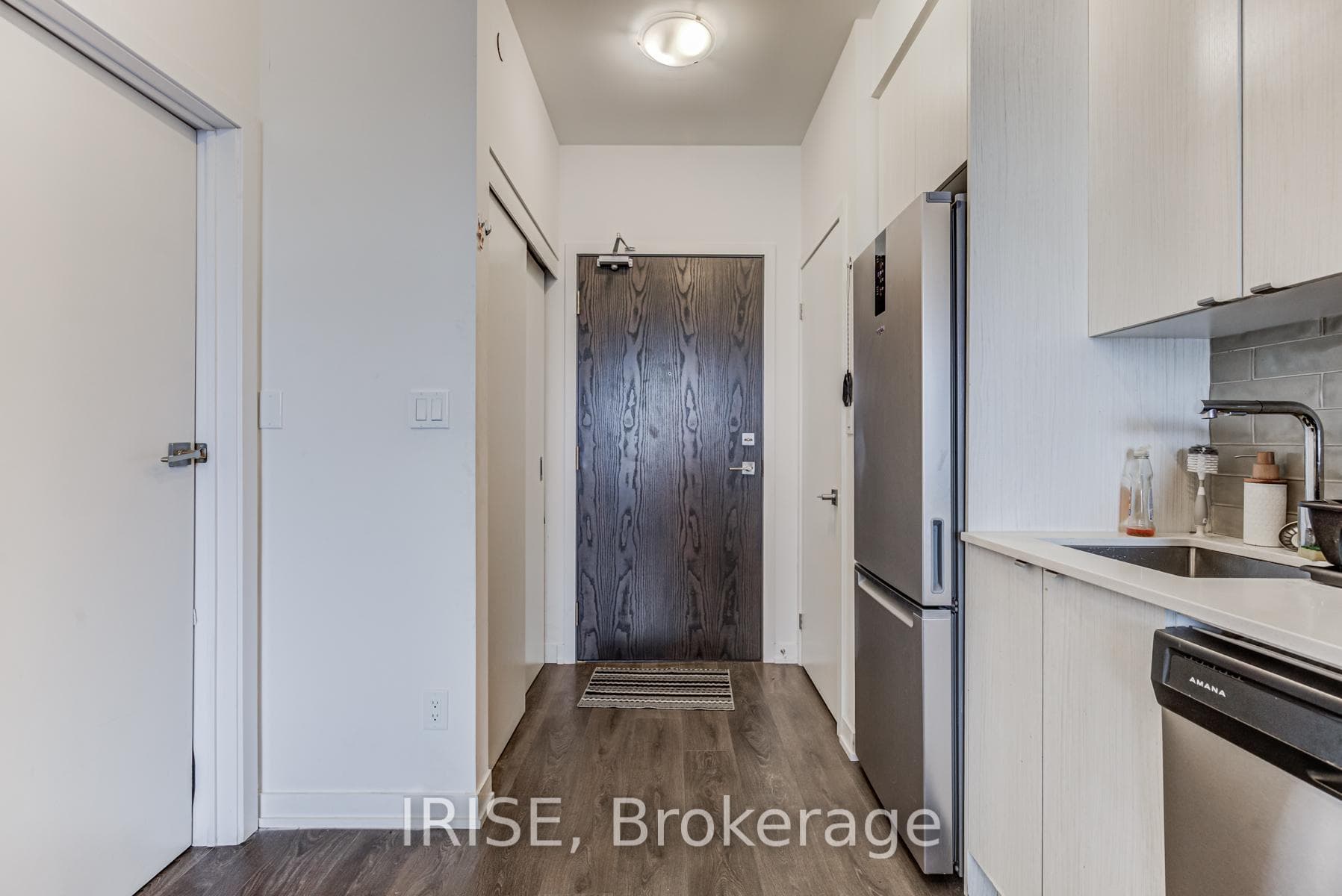 1401 O'connor Drive Unit 415 photo 5