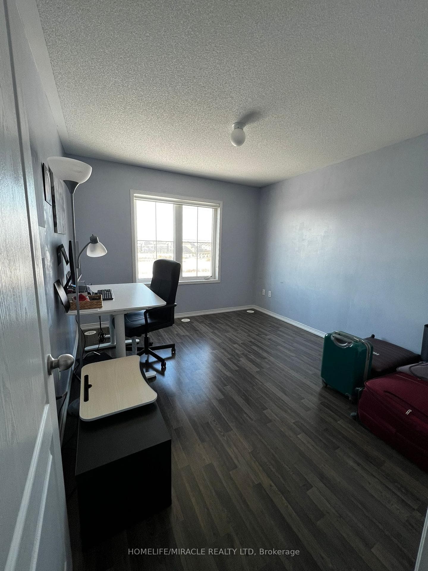 2504 Post Road Unit 16 photo 5