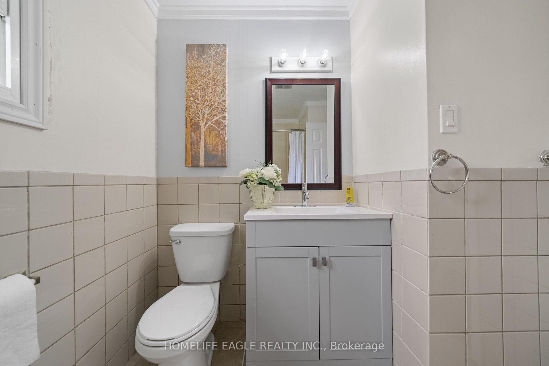 135 Luxury Avenue photo 11