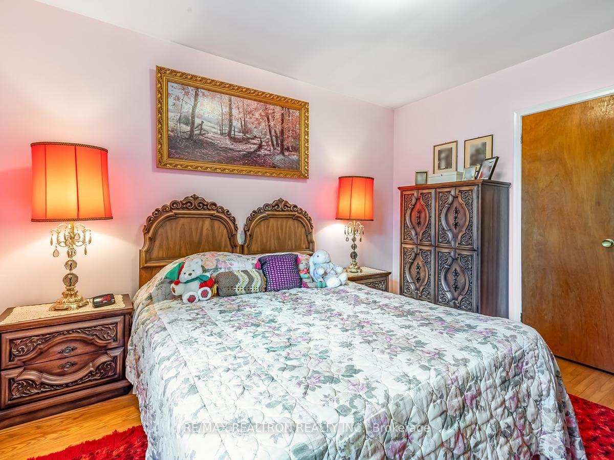 30 Santa Barbara Road photo 18