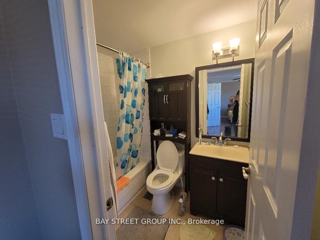 3503 Cherrington Crescent photo 20