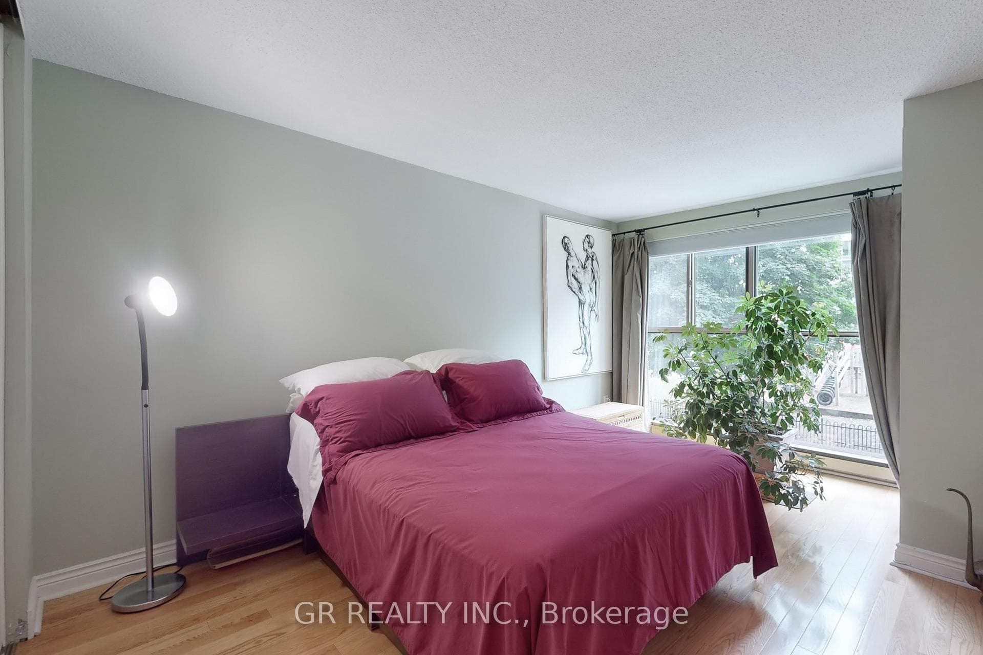 65 Scadding Avenue Unit 221 photo 11