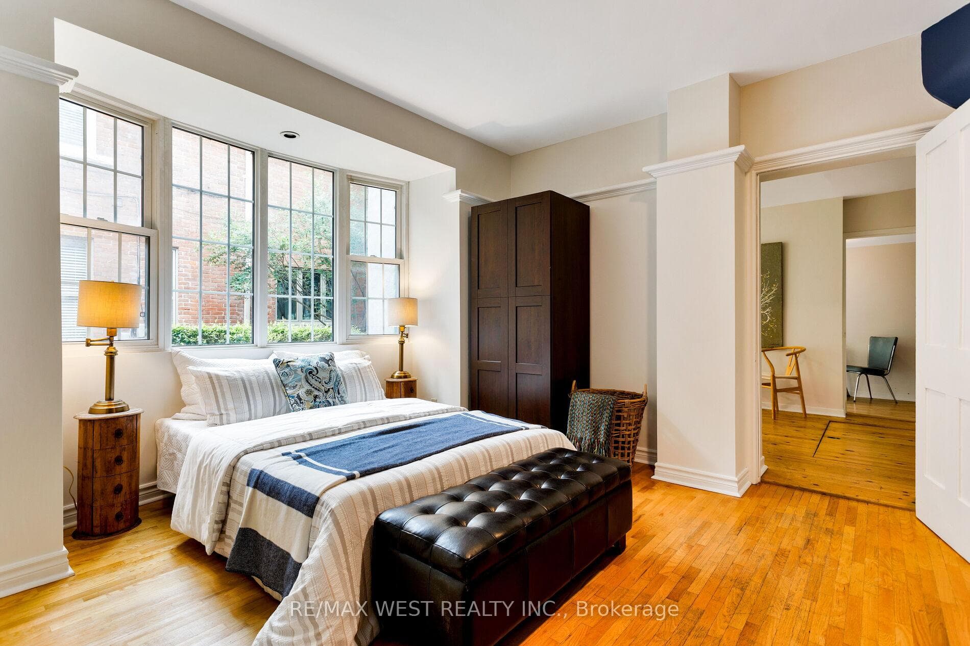 39 Melbourne Avenue photo 23