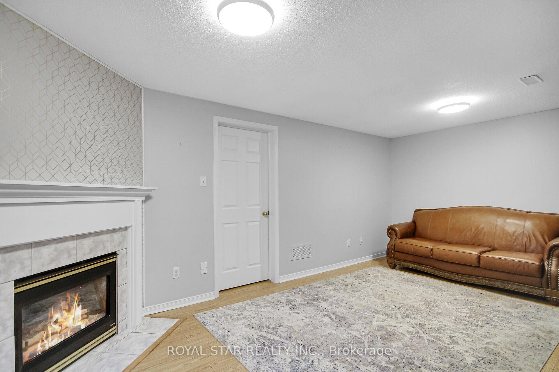 133 MARGRAVE Avenue photo 38