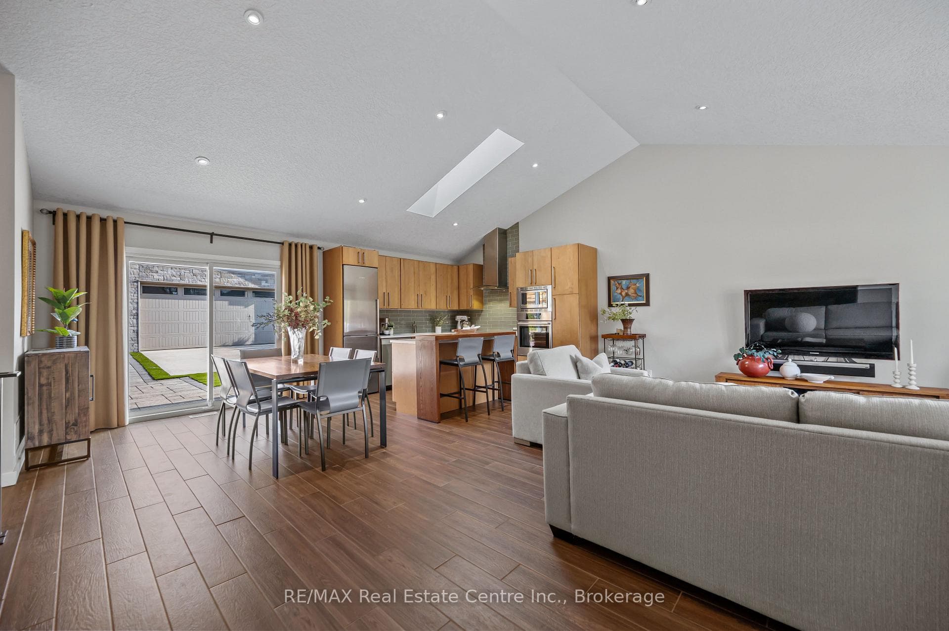 173 Carson Drive photo 14