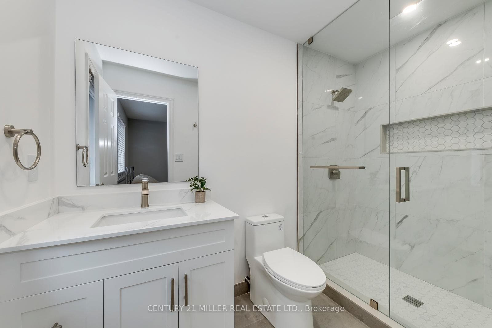 4645 Ethel Road photo 38