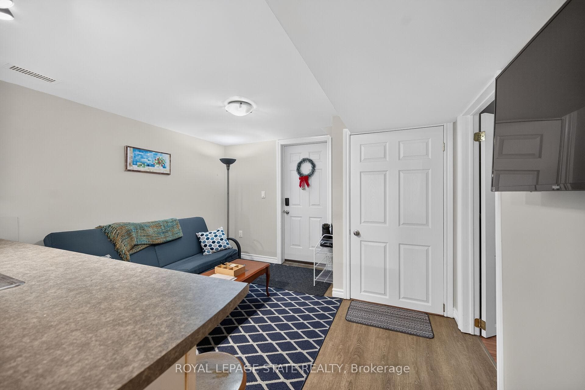 27 Ainslie Avenue photo 32