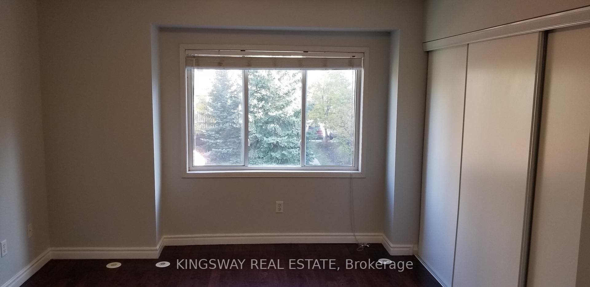 50 Strathaven Drive Unit 61 photo 18