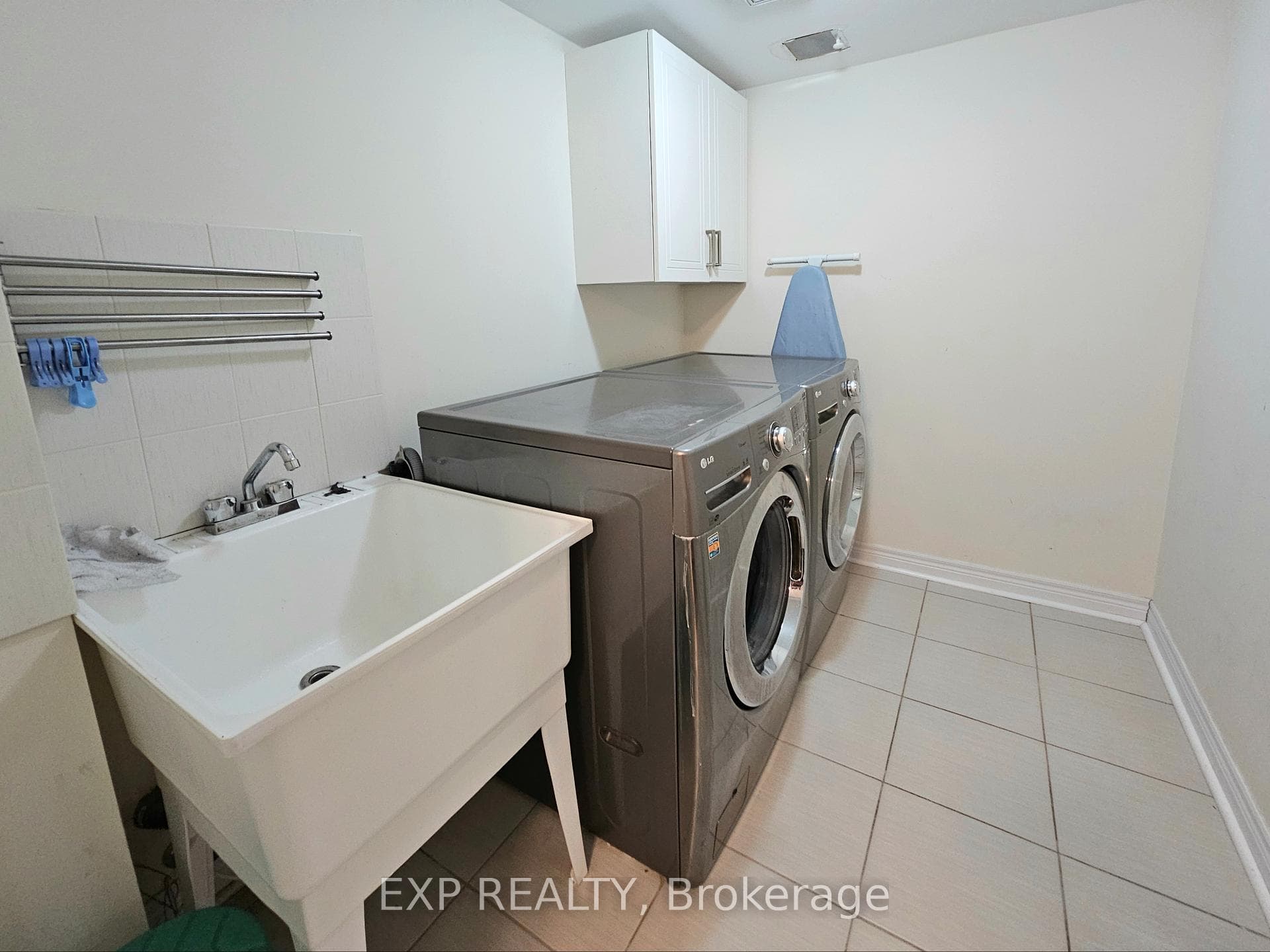 568 Midland Avenue photo 18