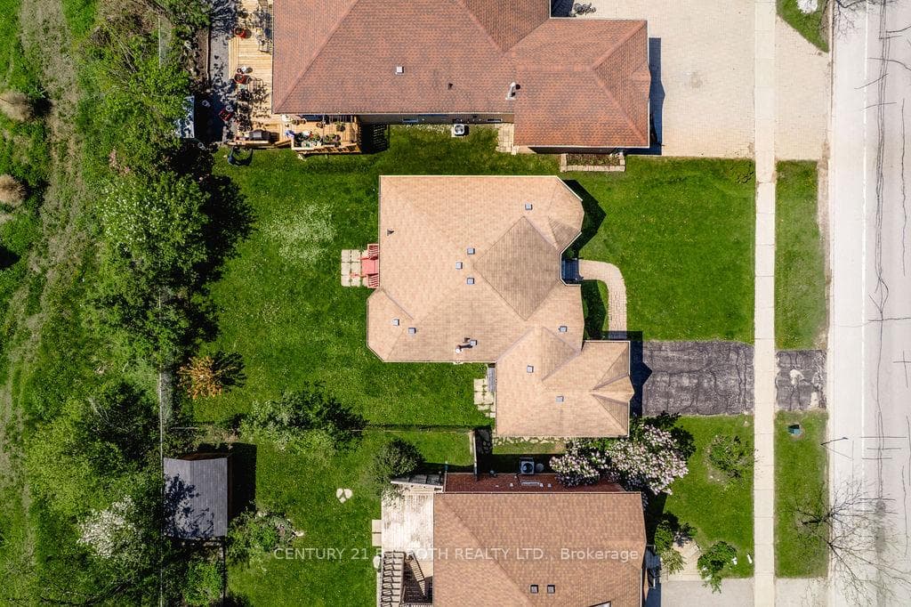 153 Livingstone Street photo 29