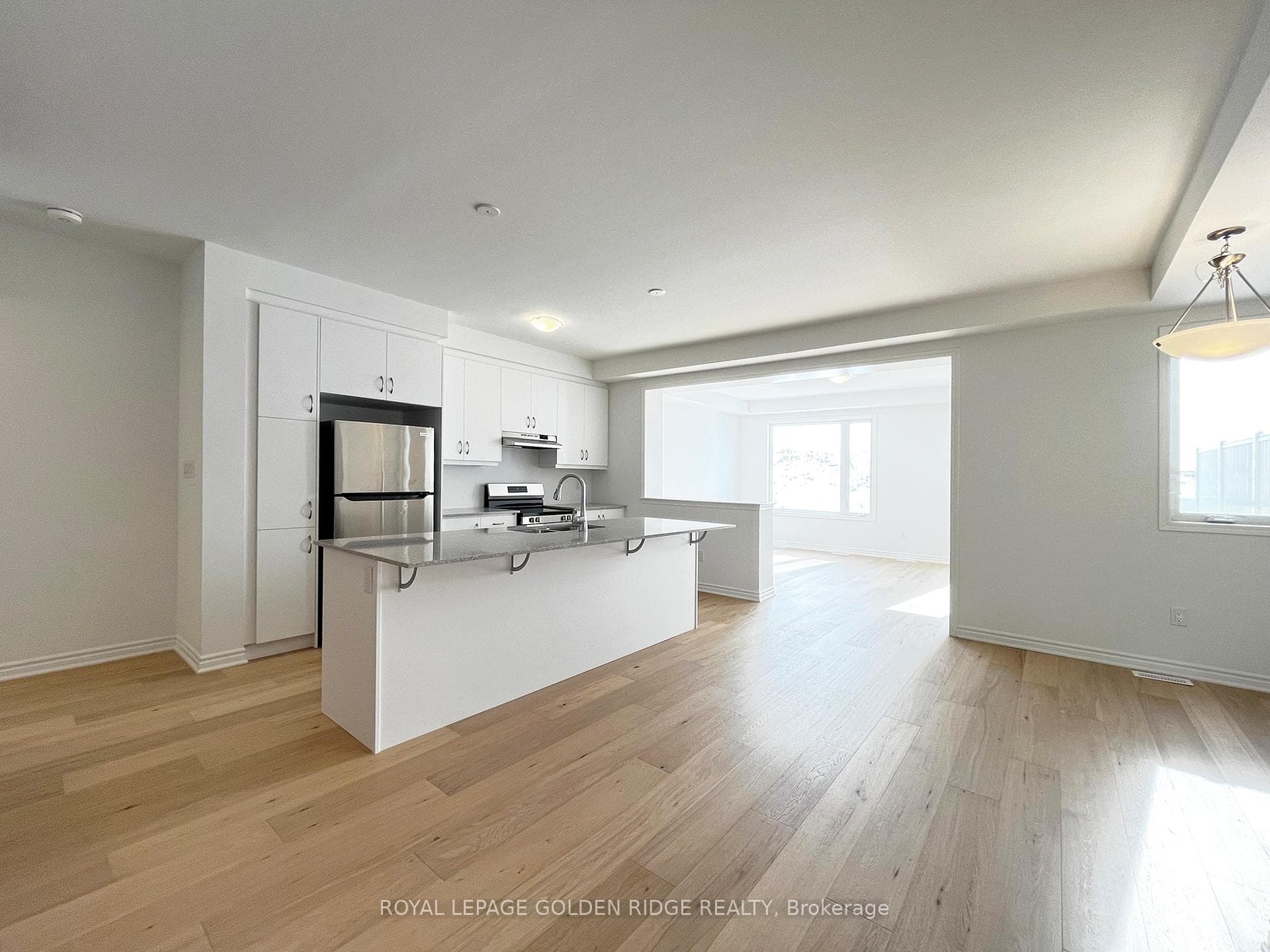 34 Azure Drive photo 14