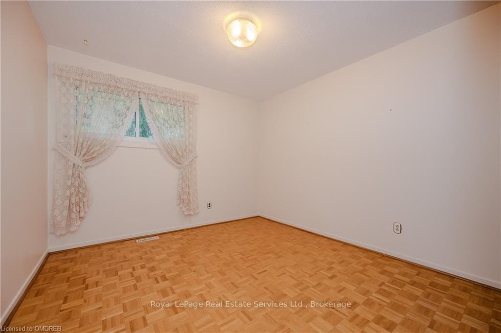 246 VANCE Drive photo 26