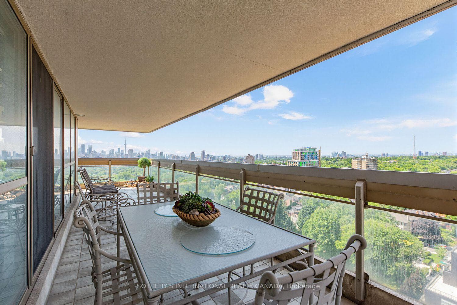 63 St Clair Avenue Unit 1801 photo 28