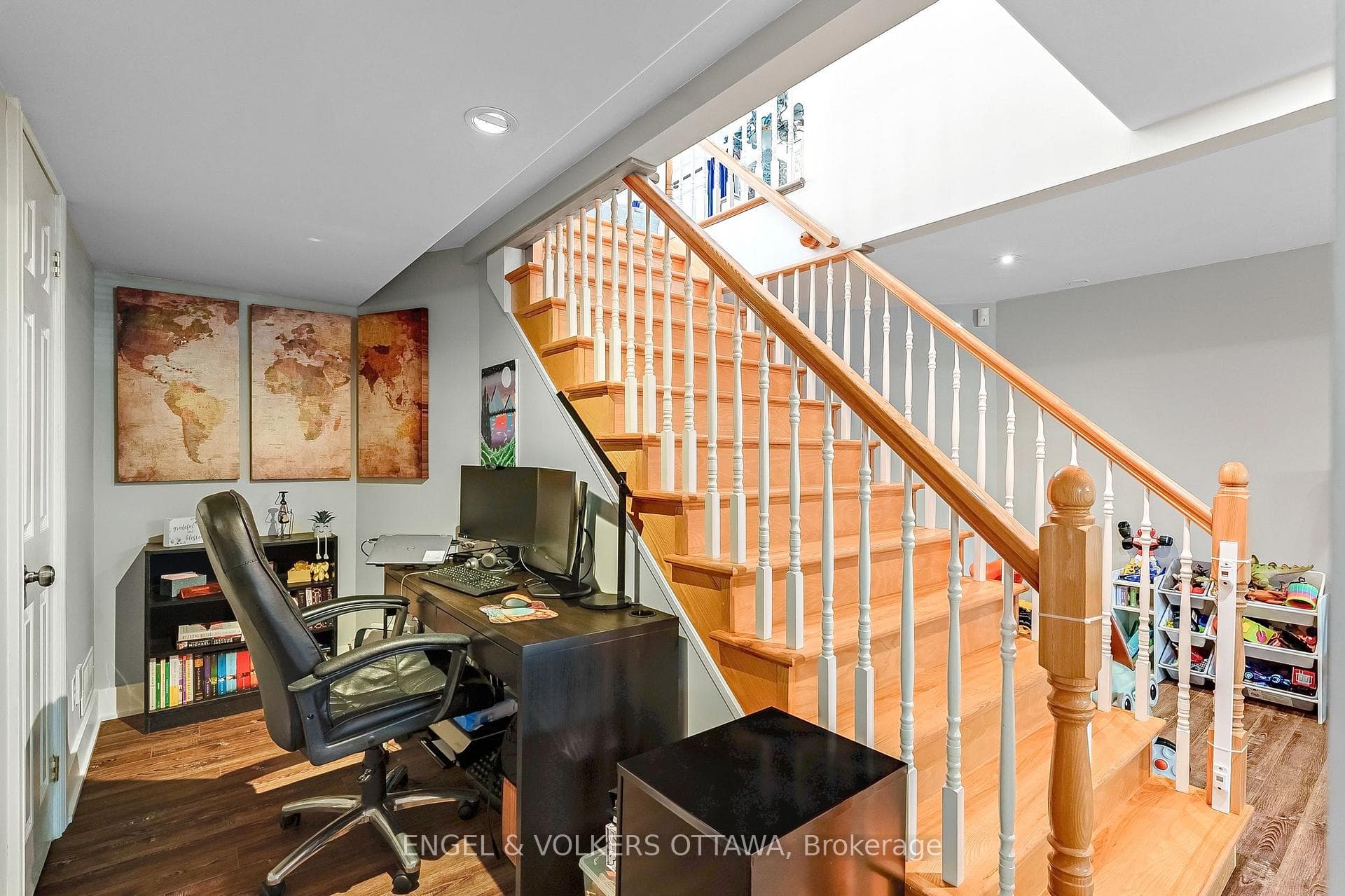 6978 Aldergrove Way photo 30