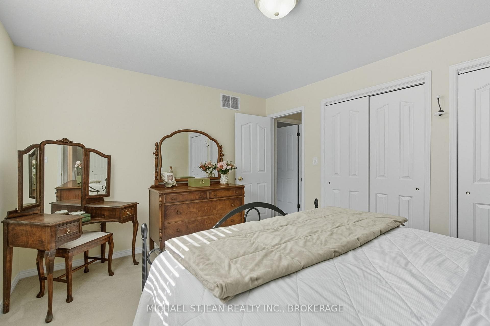 20 Diamond Court photo 18