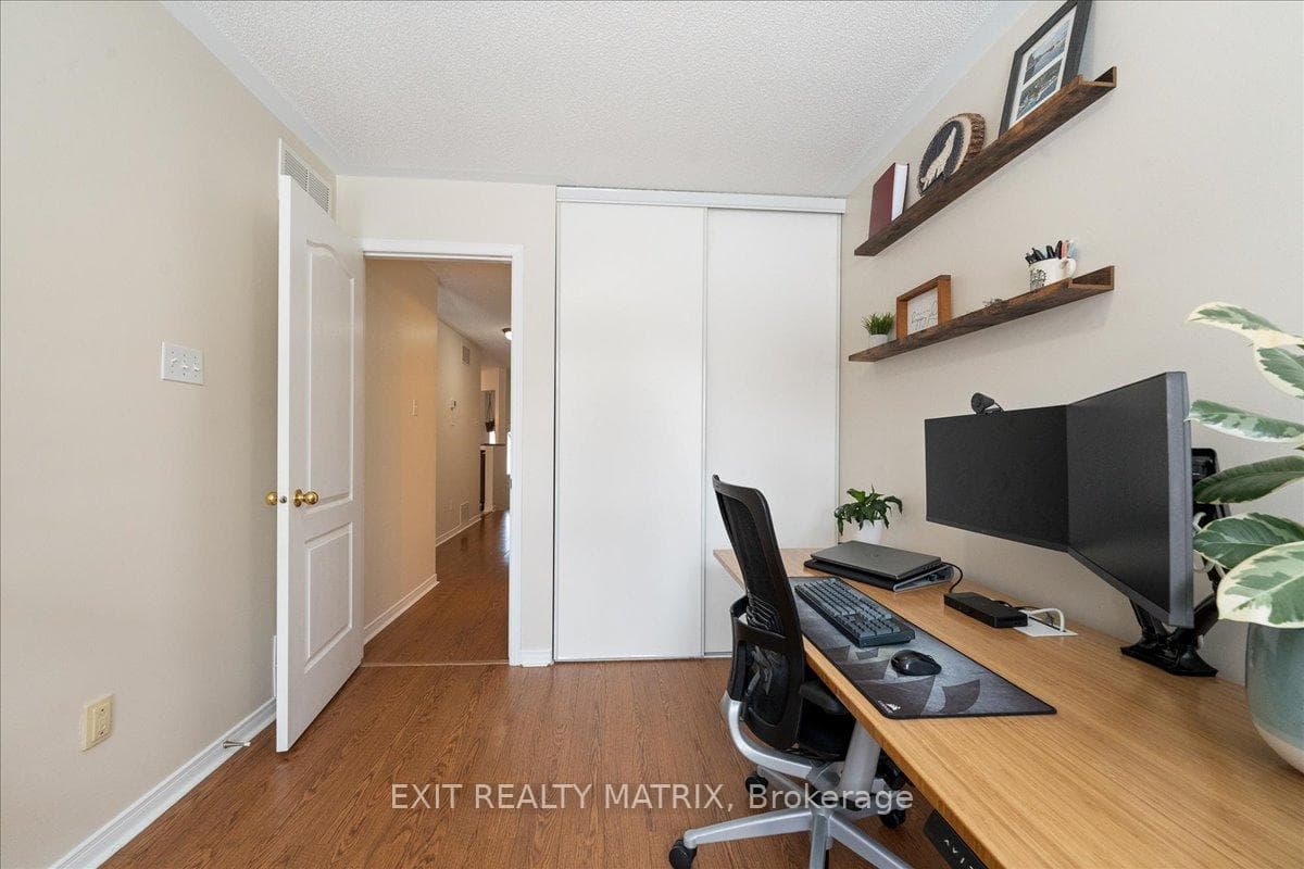 14 Liette Court photo 12