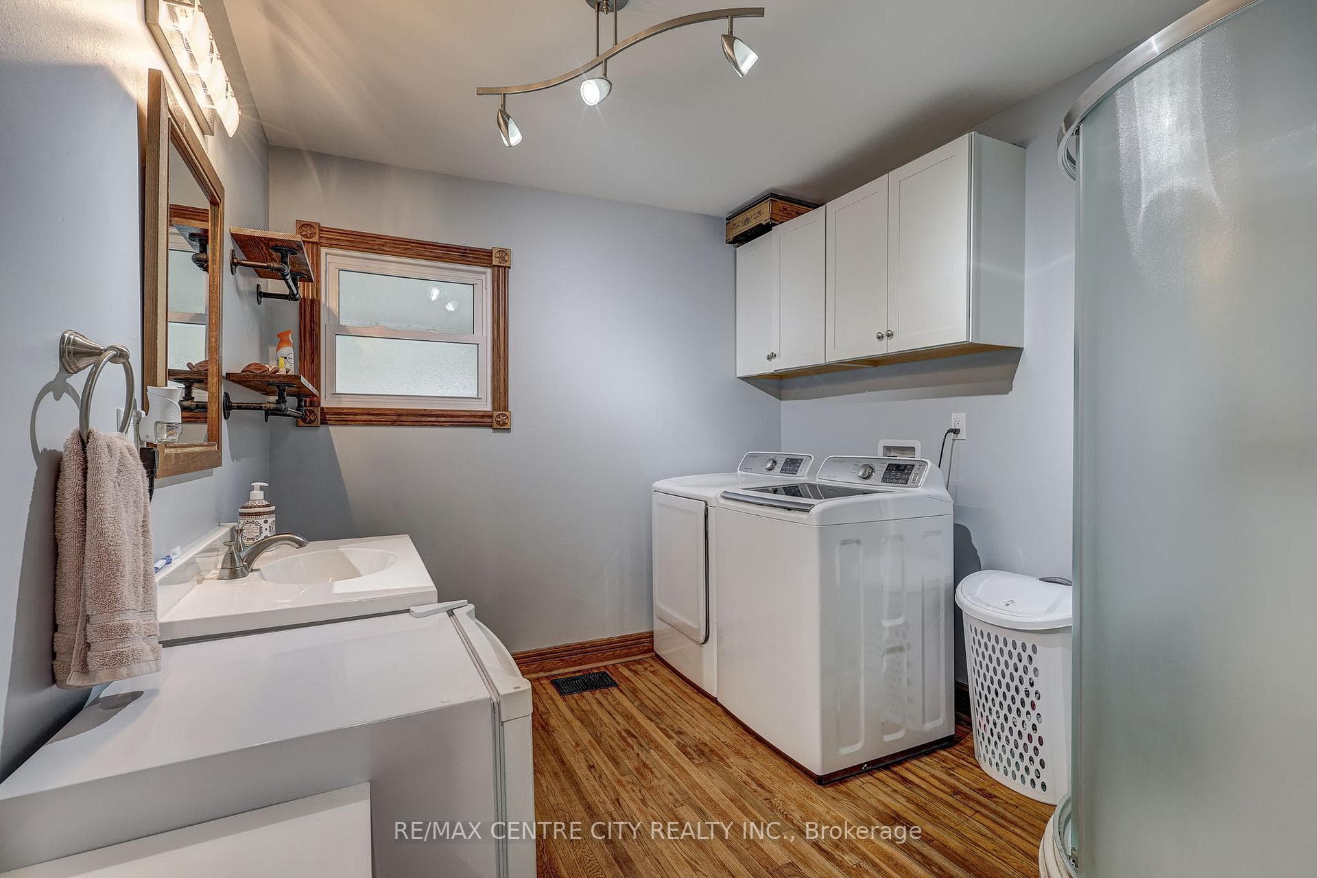 49 West Avenue photo 15