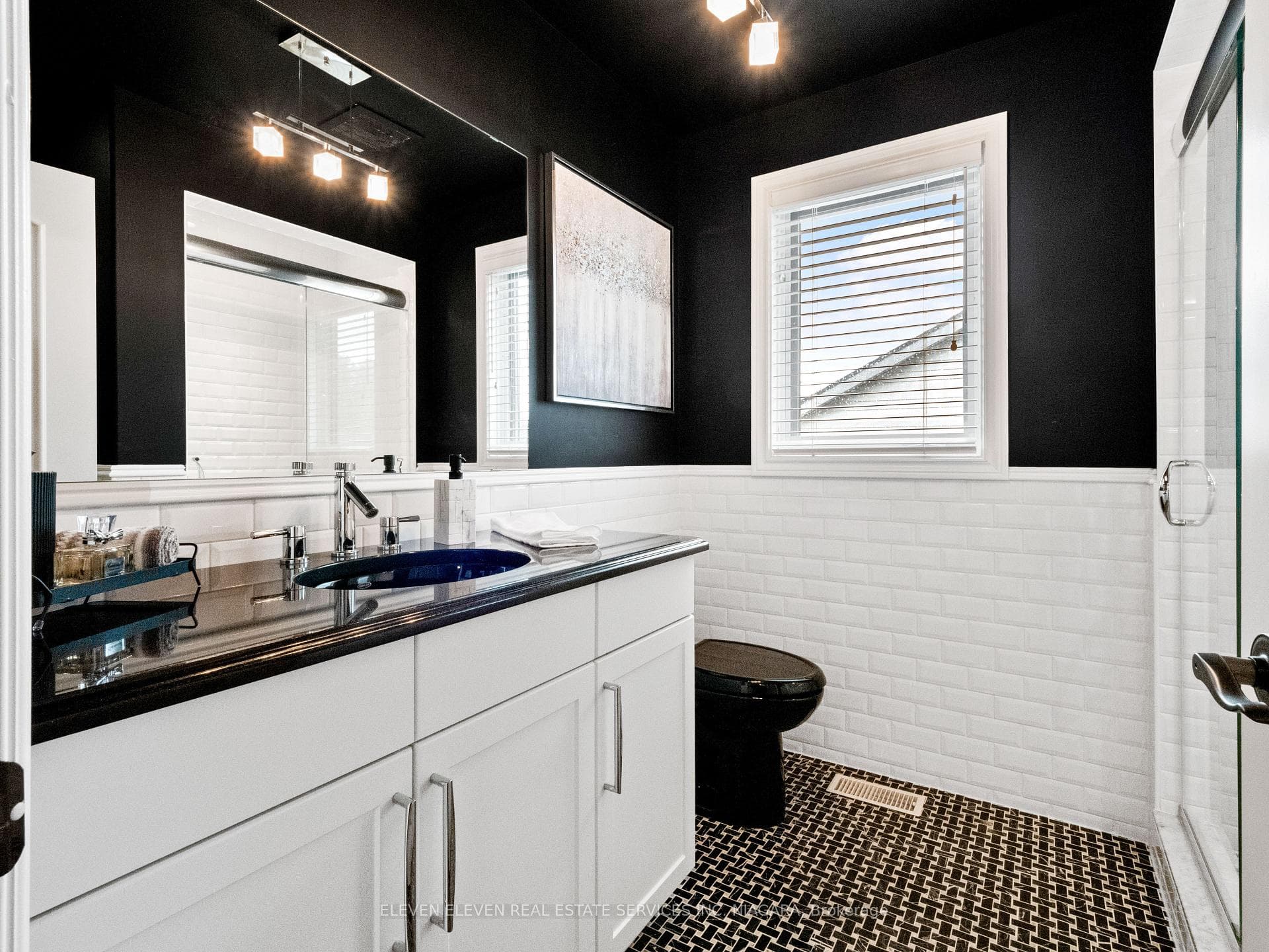 Primary Ensuite #2 - Sleek Modern Bathroom