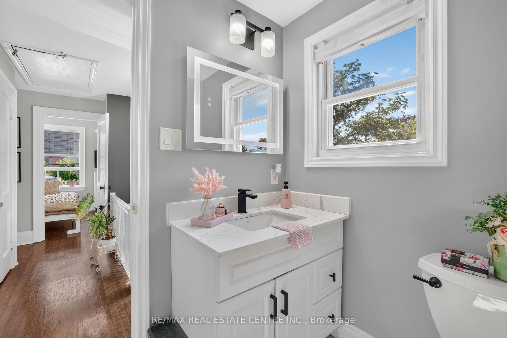 75 West Street photo 32