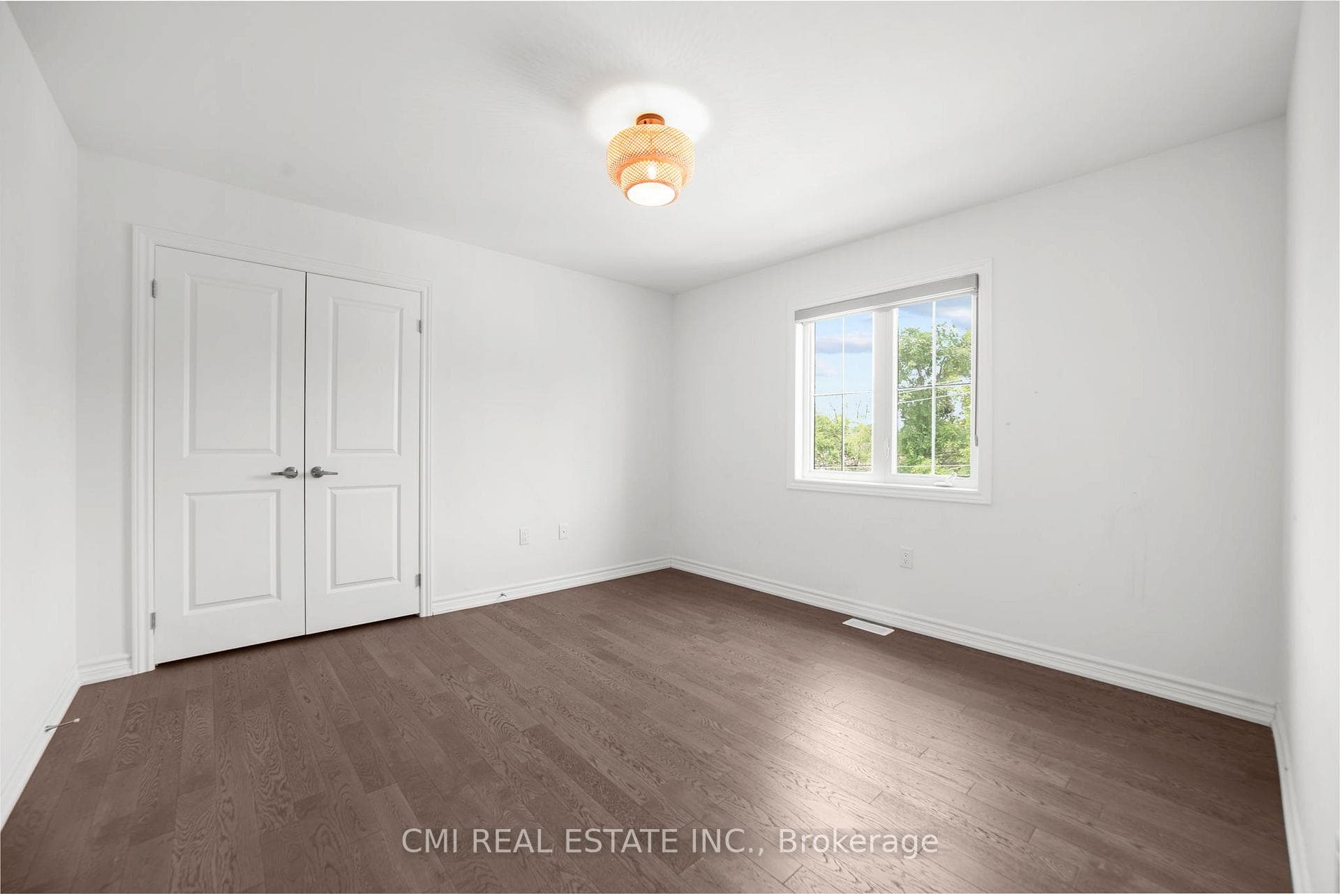 3205 Mosley Street photo 27