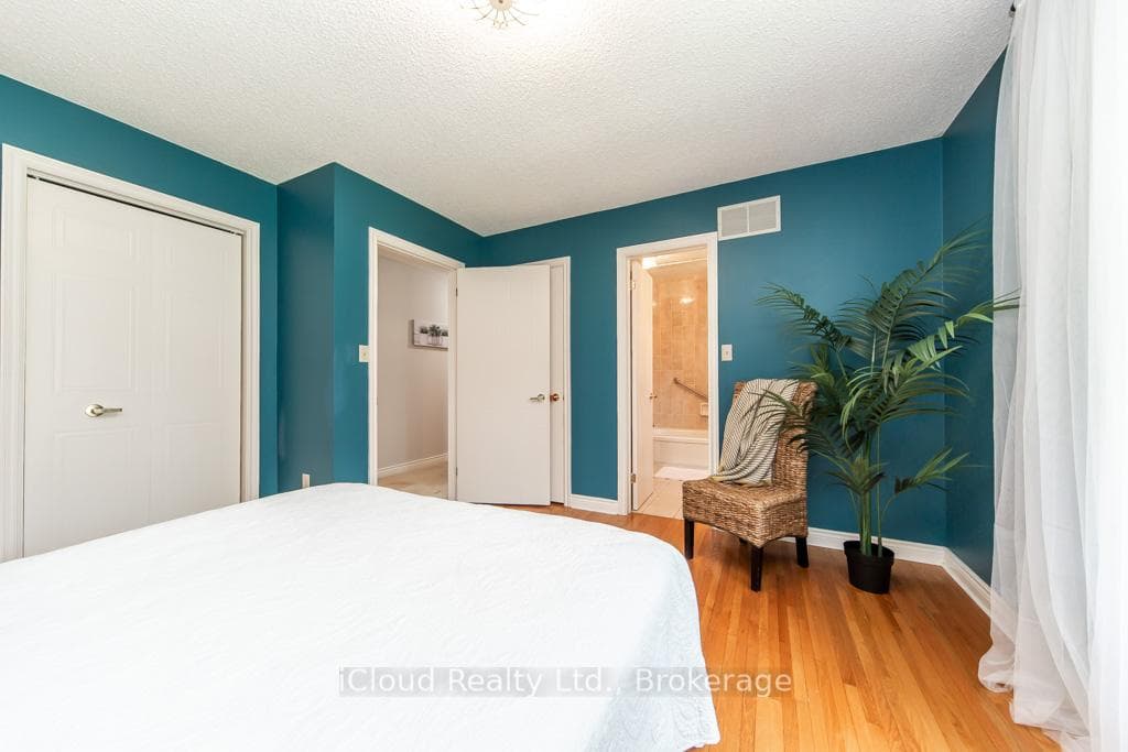 4101 Campbellville Road photo 22